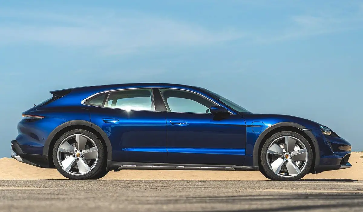 Porsche - Taycan Turbo Cross Turismo - Luxury Electric Coupe Car Rentals - Preowned Luxury Electric Coupe Car - Exclusive Concierge Club.webp